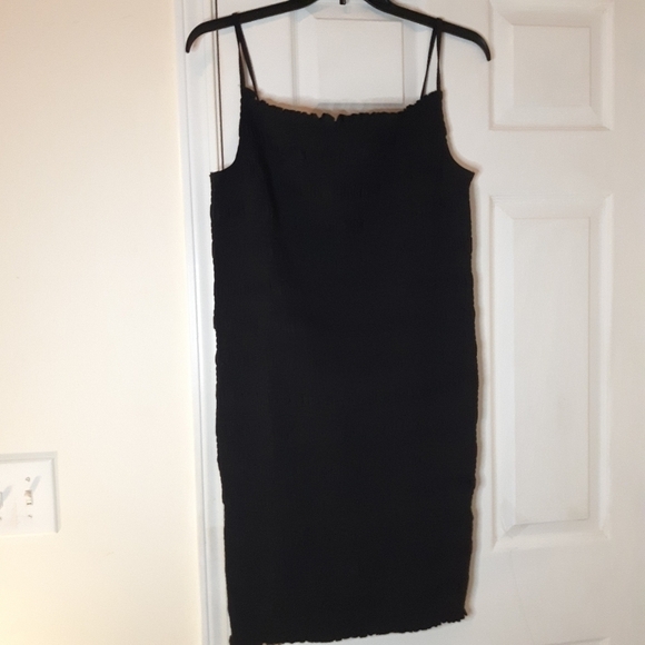 H&m smocked elastic dress - Picture 2 of 7
